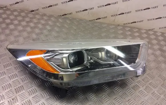 Ford Kuga II Headlight/headlamp GV4113D154BF 90102138 9010213800H2
