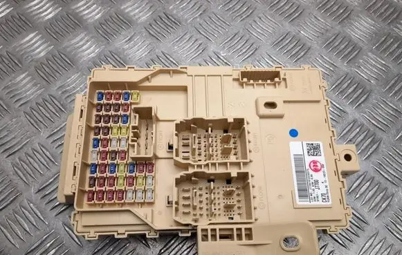 KIA Ceed Fuse box set 91951J7700
