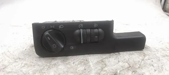 Volkswagen PASSAT B4 Light switch 3A1941531E