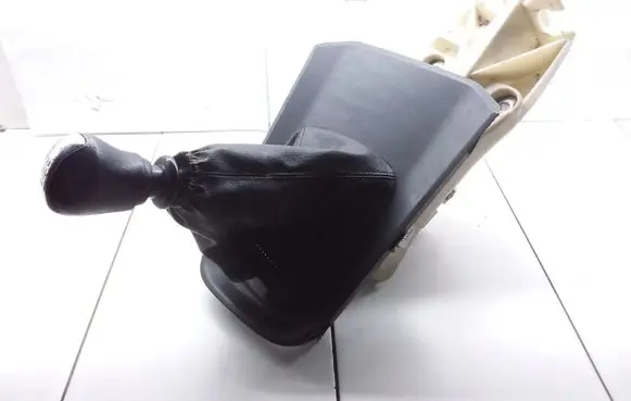 Nissan Primera Gear shifter/selector 96935AV600