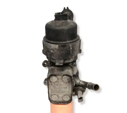 Peugeot 5008 Oil filter mounting bracket 