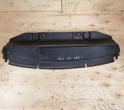 BMW 1 E81 E87 Radiator trim 7128502 51757128502 51164310