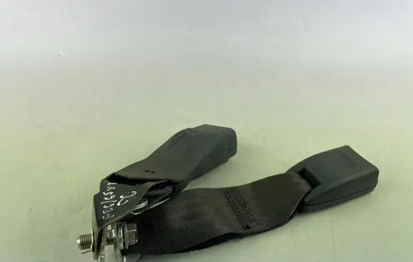 Subaru Forester SG Rear seatbelt buckle BAA560007