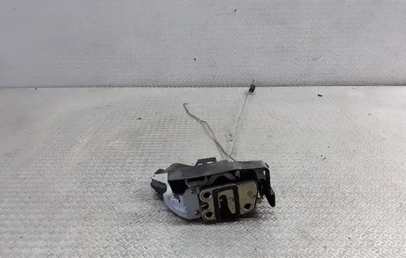 KIA Rio Rear door lock