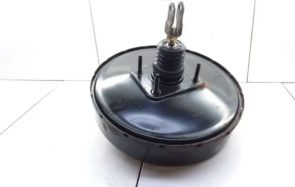 Nissan Almera N16 Brake booster 47210BM410
