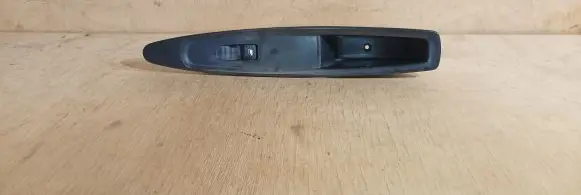 Citroen C4 I Electric window control switch 9661465677 9650912377