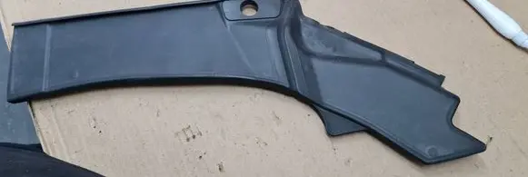 Audi A4 S4 B9 Other engine bay part 8W0805285