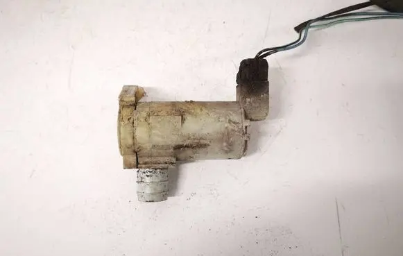Honda CR-V Windscreen/windshield washer pump 