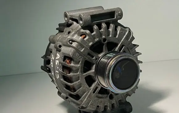 Audi A5 8T 8F Generator/alternator 06H903017K 2614129D