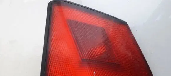 Mitsubishi Carisma Tailgate rear/tail lights mb952167 29200102