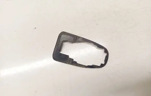 Toyota Corolla Verso AR10 Loading door cover/cap 989