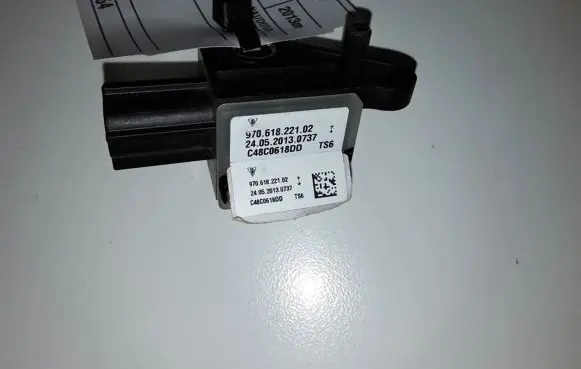 Porsche Panamera (970) Airbag deployment crash/impact sensor 97061822102