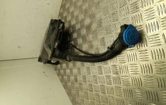 BMW 2 F44 Windshield washer fluid reservoir/tank 7488326