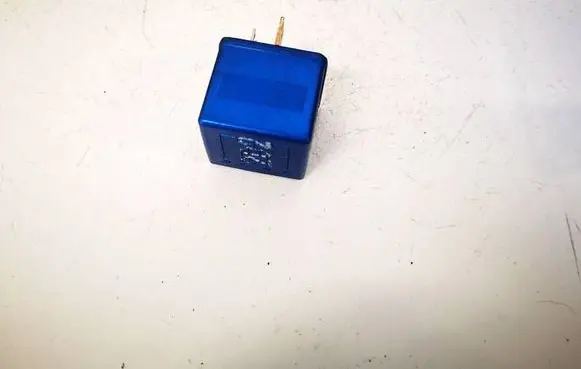 Audi A4 S4 B5 8D Other relay 8A0951253