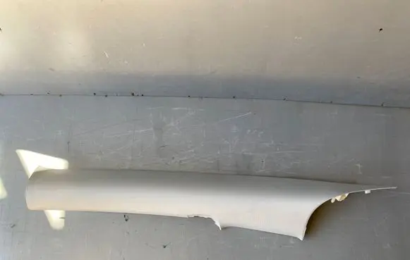 Tesla Model 3 (C) pillar trim 108626901J