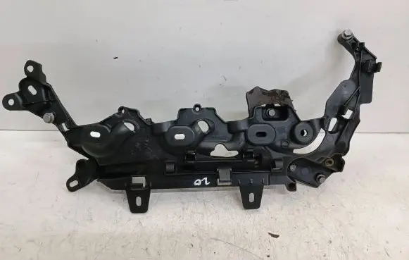 Citroen C4 II Picasso Other engine bay part 9808843180