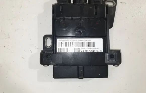 BMW 5 F10 F11 Battery tray heat shield 9153418