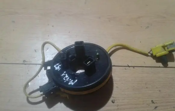 Mazda 121 SM Airbag slip ring squib (SRS ring)