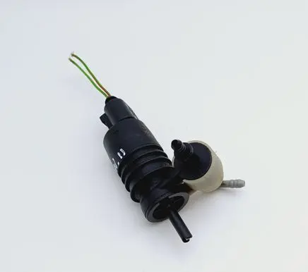 Seat Leon (1P) Windscreen/windshield washer pump 1T0955651A
