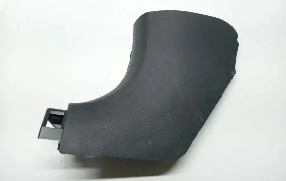 KIA Stonic Rear sill trim cover 85825-H8000