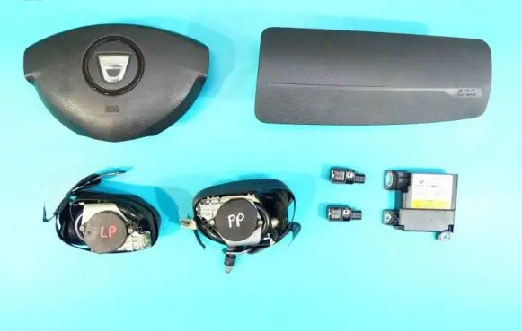Dacia Duster Airbag set 8200952847 IMPRK1093221