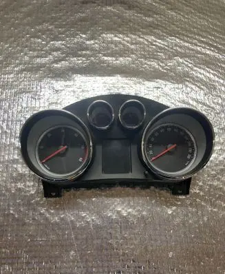 Opel Insignia A Speedometer (instrument cluster) 365903926 20980570