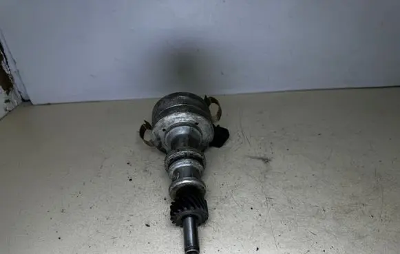 Ford Sierra Spark distributor 0237520003 85HF12100BA