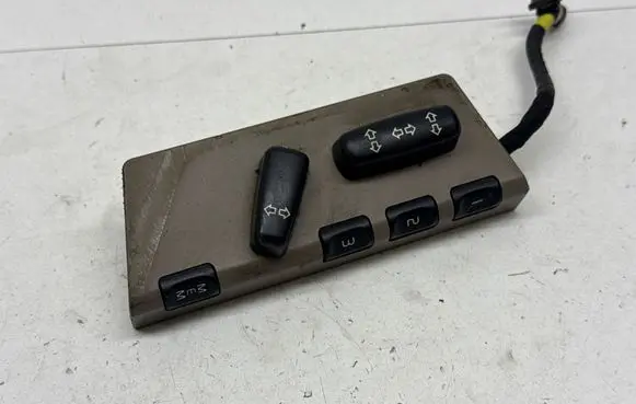 Volvo XC90 Seat control switch 39899885 K0REA 06W192