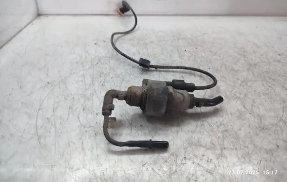 Mercedes-Benz CLS C218 X218 Engine coolant pipe/hose