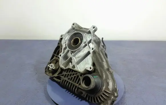 BMW X5M F85 Gearbox transfer box case 8623348