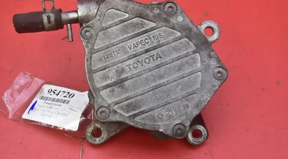 Toyota Auris 150 Vacuum pump