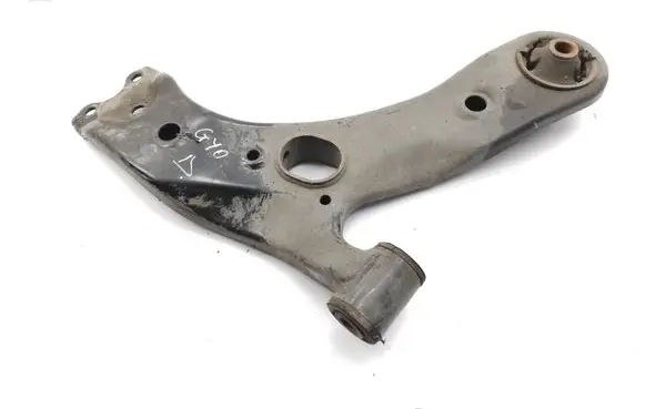 Toyota Auris E180 Front lower control arm/wishbone