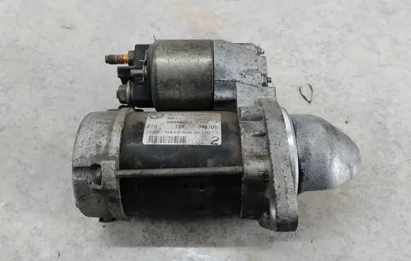BMW 1 E81 E87 Starter motor 7523450