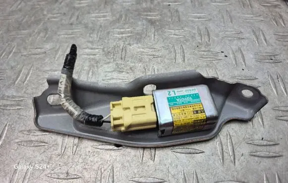 Lexus GS 300 350 430 450H Airbag deployment crash/impact sensor 8983430020 1879001782