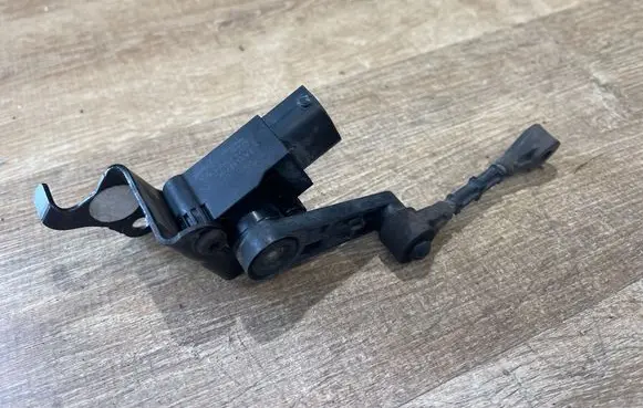 Jaguar F-Pace Headlight/headlamp level sensor GX733C280CA 1A0UAR 304198