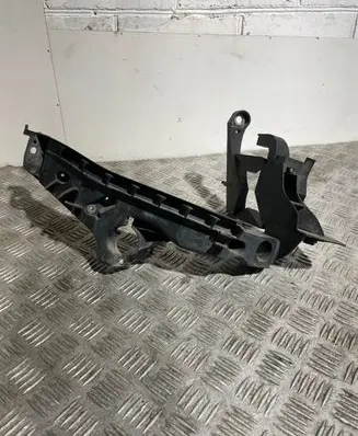 Audi A4 S4 B8 8K Headlight/headlamp mounting bracket 8K0805608R 2002838R