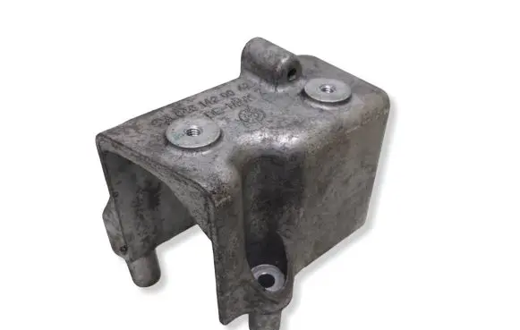 Mercedes-Benz Vito Viano W639 Engine mounting bracket A6461420042