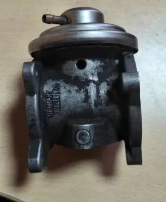 Seat Ibiza IV (6J,6P) EGR valve 045131501K 257613001 V100