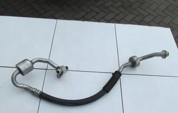 Ford C-MAX II Air conditioning (A/C) pipe/hose