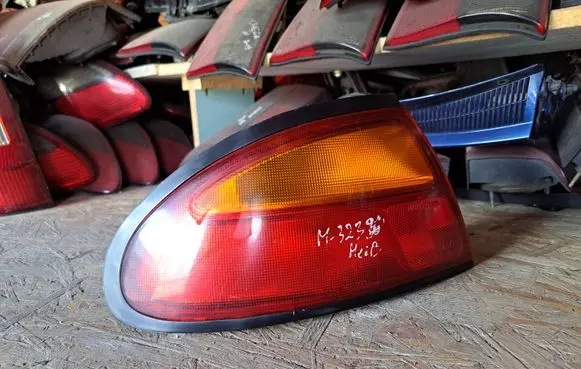 Mazda 323 Rear/tail lights 0431439
