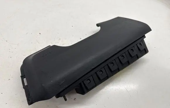 Ford Mustang VI Knee airbag FR3B63042A01