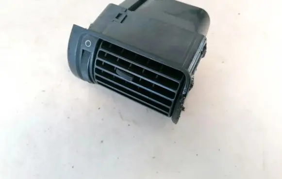 Audi A4 S4 B5 8D Dash center air vent grill 8d1820901