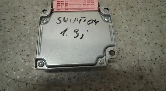 Suzuki Swift I Airbag set 