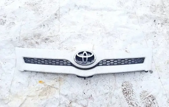 Toyota Corolla Verso AR10 Front grill 531110f020