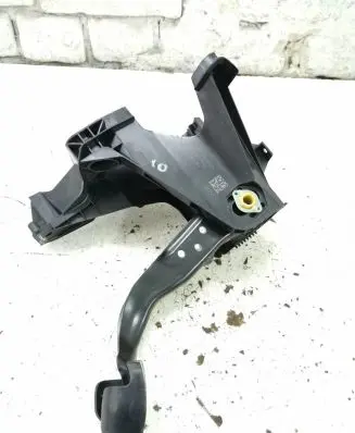 Volkswagen PASSAT B8 Brake pedal 5Q1723058AJ 06112015