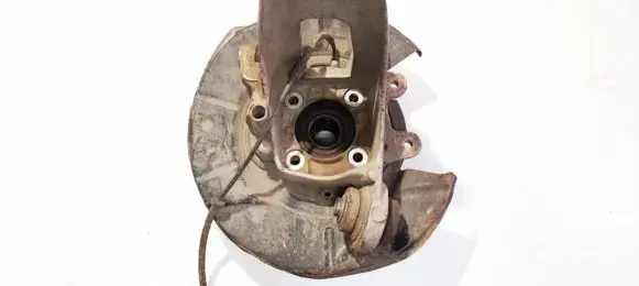 BMW X5 E53 Rear wheel hub