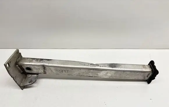 Peugeot 3008 I Front bumper shock/impact absorber 