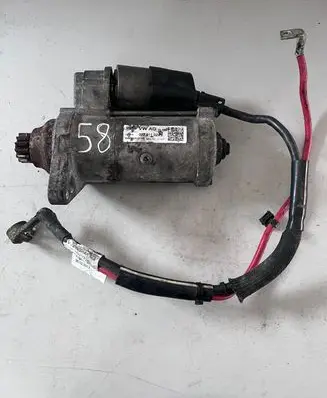 Volkswagen PASSAT B7 Starter motor 02Z911024E