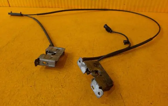 BMW X6 E71 Engine bonnet/hood lock release cable 7184456