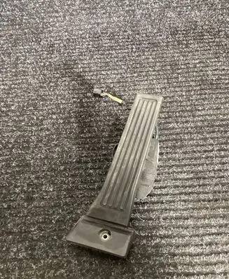 KIA Sportage Accelerator throttle pedal Q80